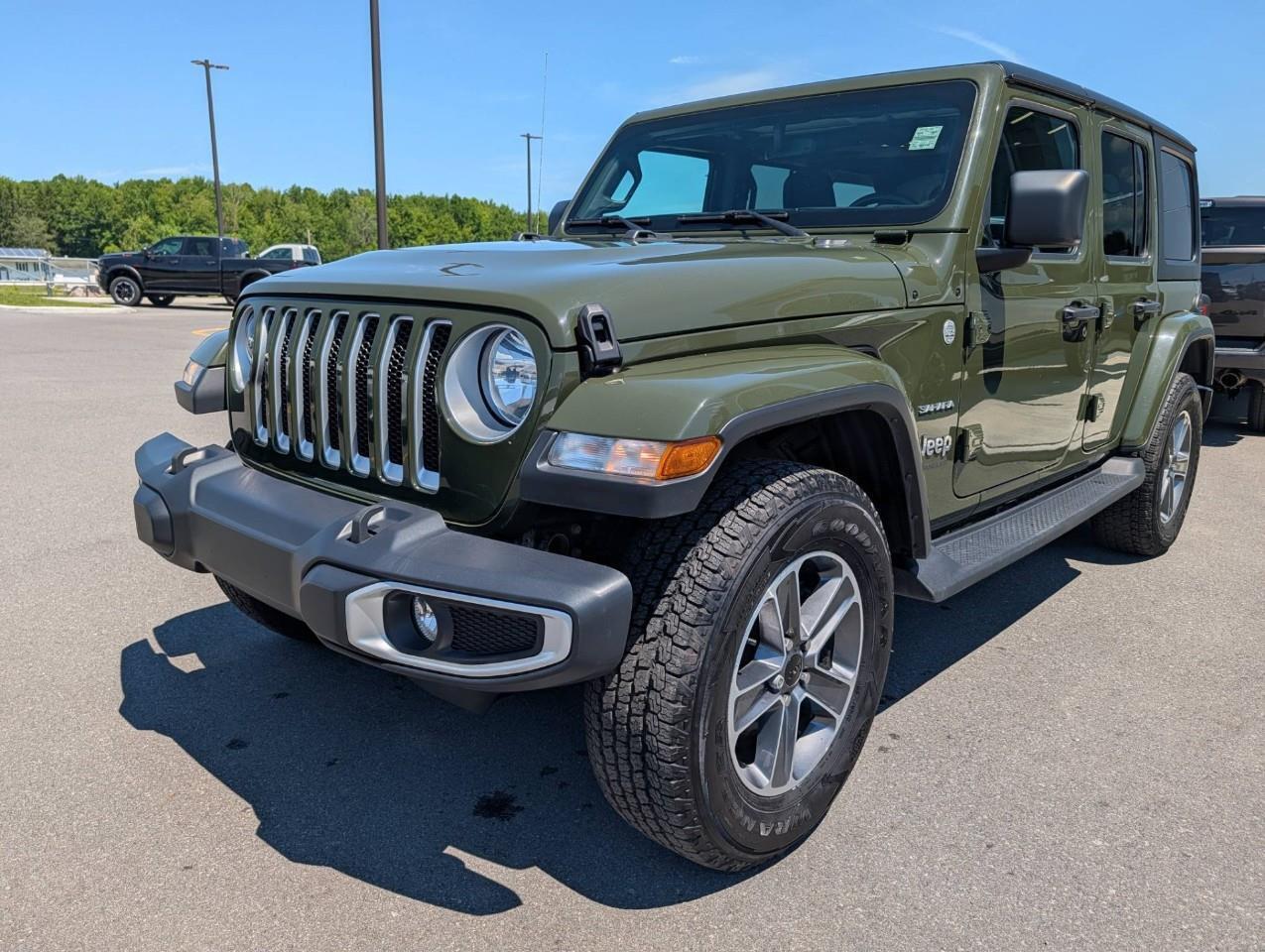 2023 Jeep Wrangler Sahara One owner/ No accidents Photo