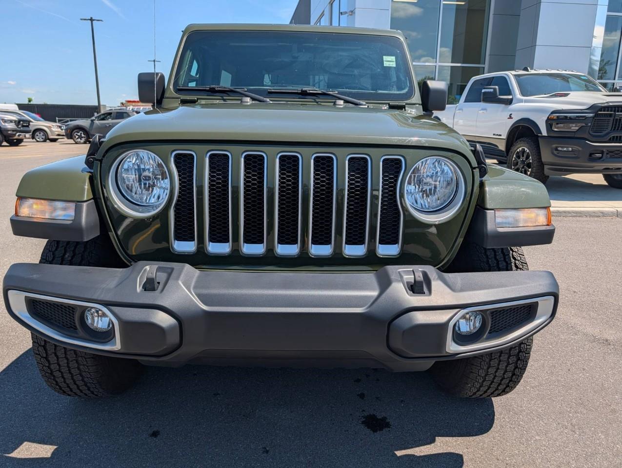 2023 Jeep Wrangler Sahara One owner/ No accidents Photo