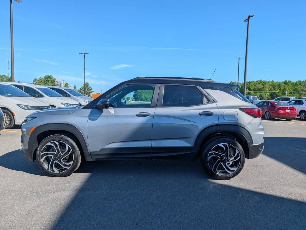 2024 Chevrolet TrailBlazer RS Low kms / no accidents Photo