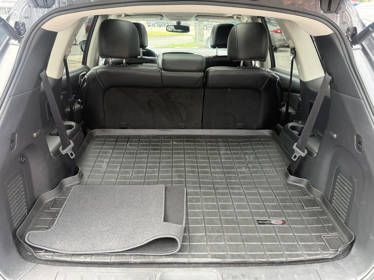 2017 Nissan Pathfinder SL l 4WD l 3.5L l Sunroof l 28 Service Records Photo