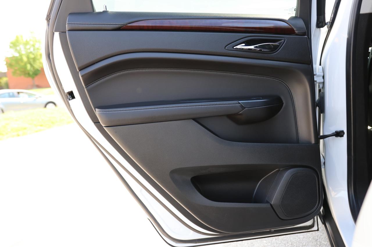 2014 Cadillac SRX LUXURY-AWD-R STARTER/NAV/PANO ROOF/BCAM/P SENSORS/ Photo