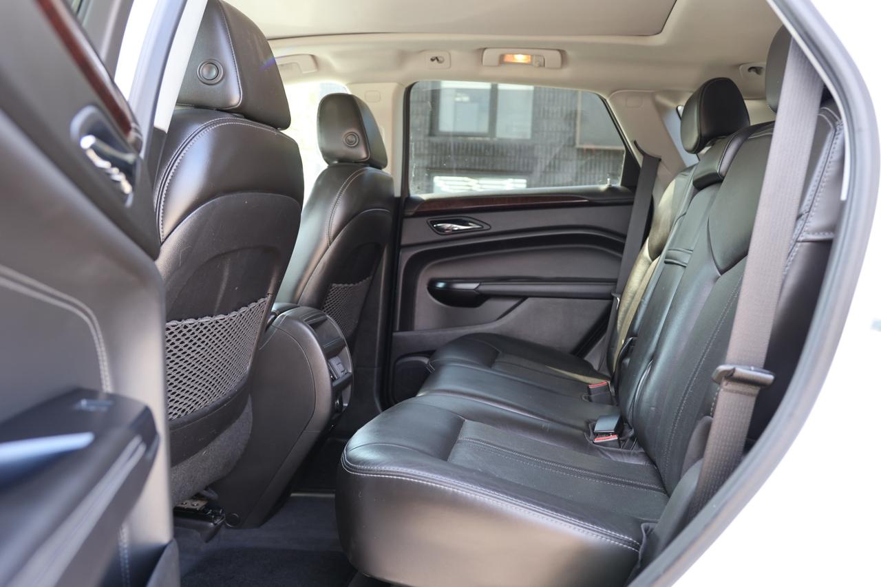 2014 Cadillac SRX LUXURY-AWD-R STARTER/NAV/PANO ROOF/BCAM/P SENSORS/ Photo