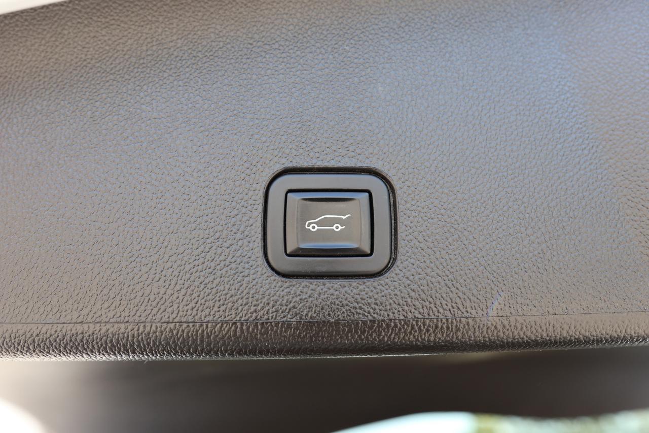 2014 Cadillac SRX LUXURY-AWD-R STARTER/NAV/PANO ROOF/BCAM/P SENSORS/ Photo