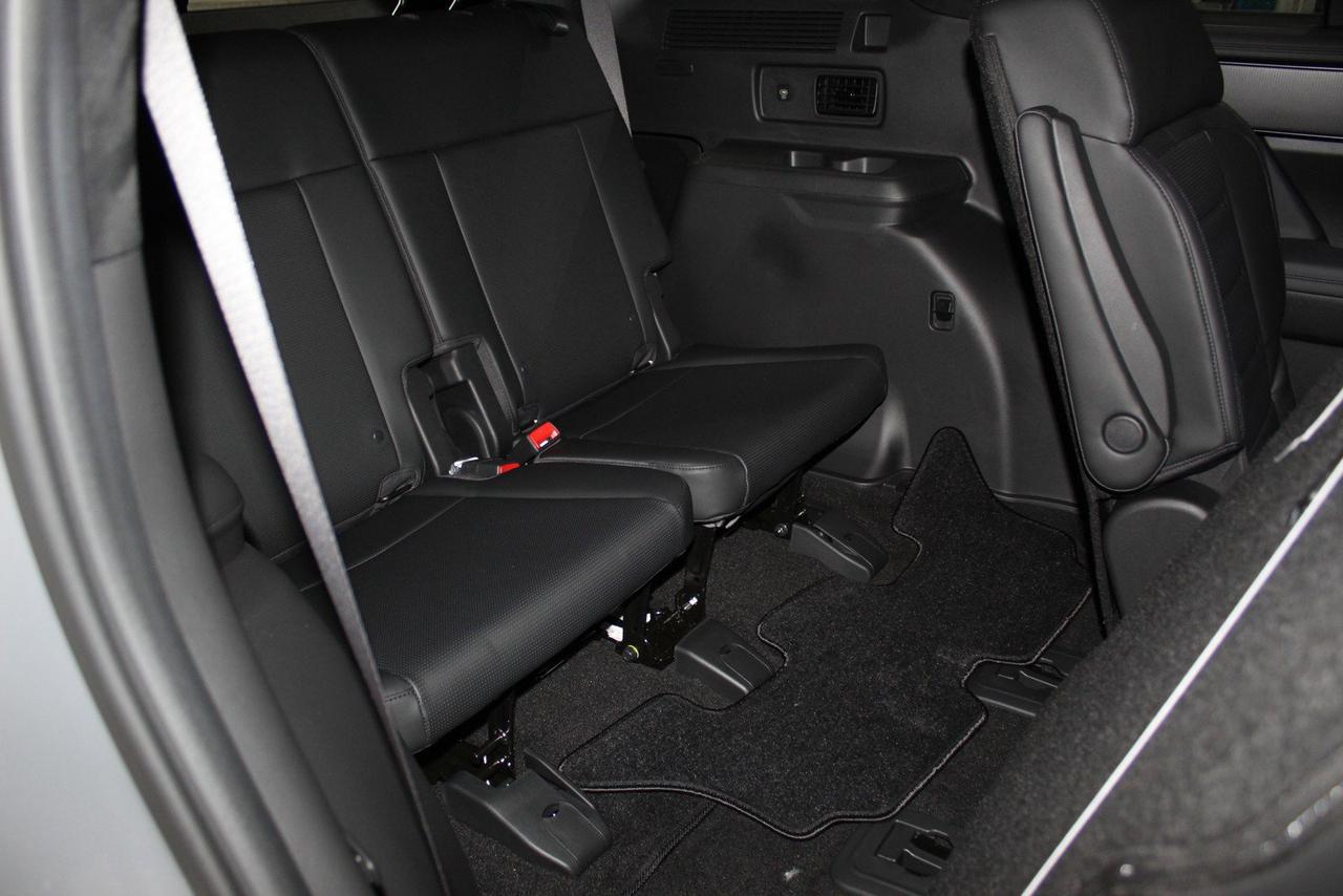 2025 Hyundai Santa Fe ULTIMATE CALLIGRAPHY/ NAPPA LEATHER/ BOSE AUDIO/ 2 Photo