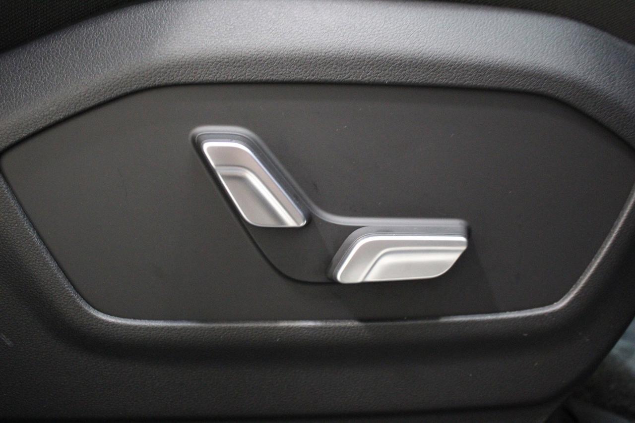 2025 Hyundai Santa Fe ULTIMATE CALLIGRAPHY/ NAPPA LEATHER/ BOSE AUDIO/ 2 Photo