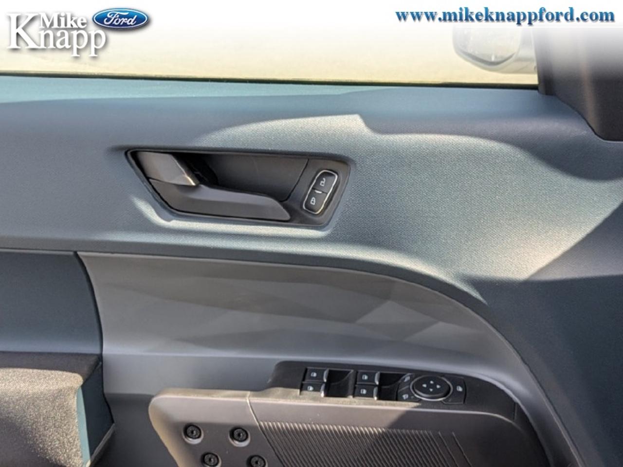 2026 Ford Maverick XL Photo
