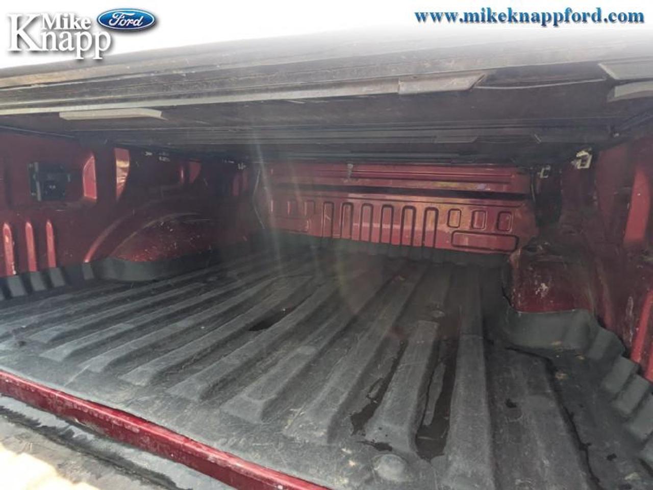 2016 Ford F-150 XLT Photo4