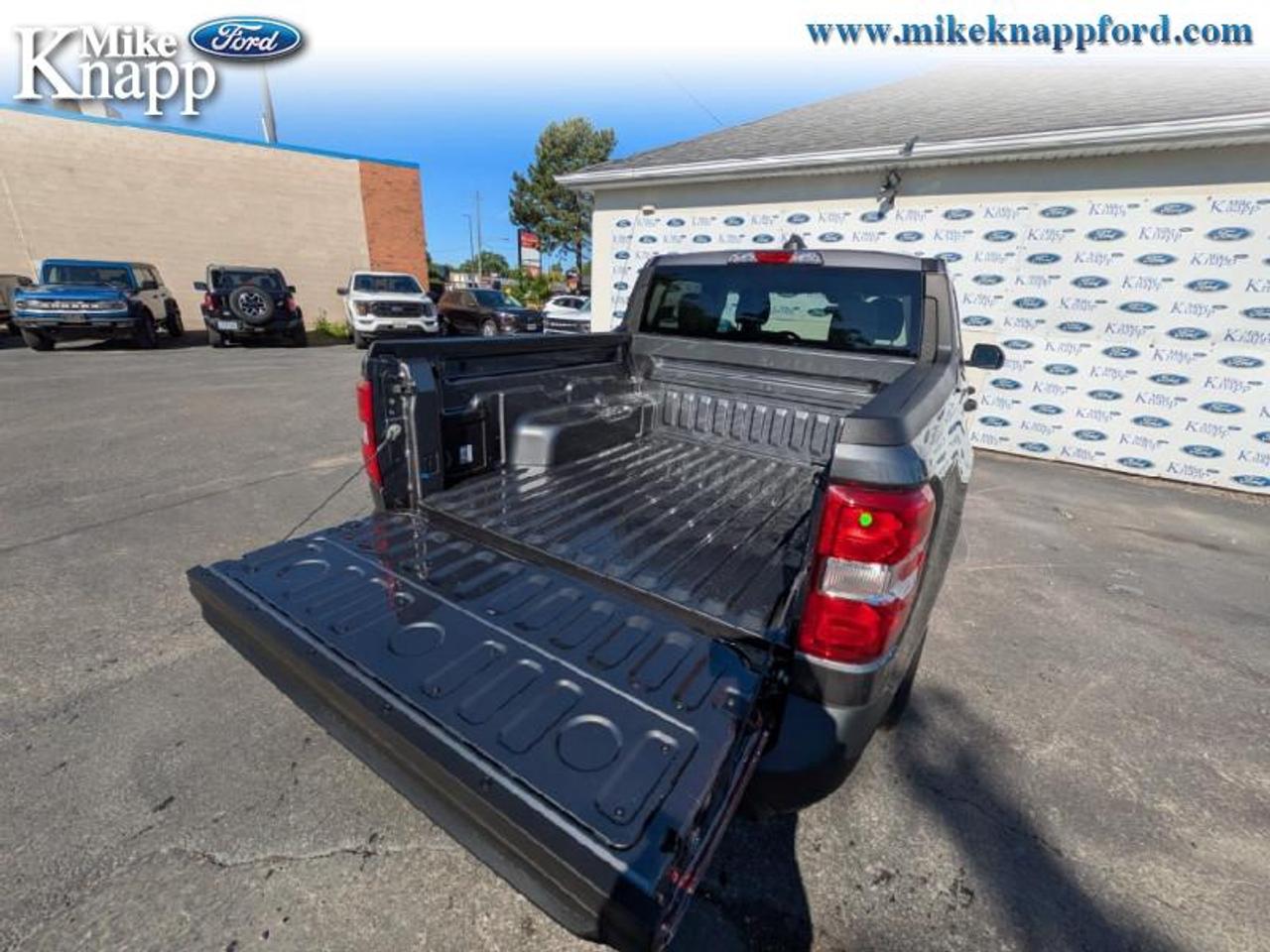 2026 Ford Maverick XLT Photo4