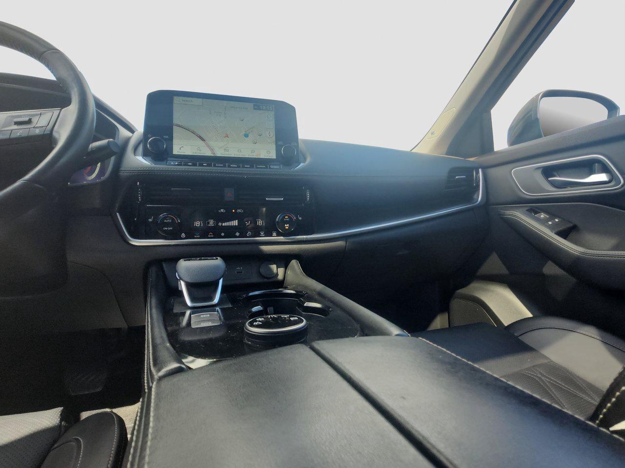 2023 Nissan Rogue Platinum Photo
