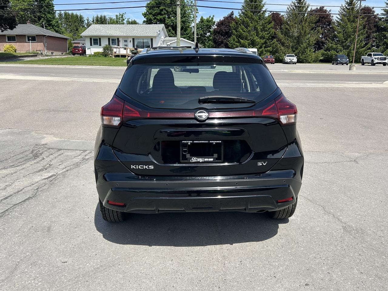 2024 Nissan Kicks SV/BACK UP CAM/HEATED SEATS/CALL PICTON Photo3
