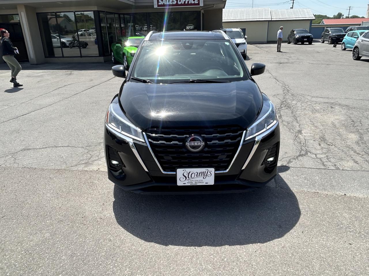 2024 Nissan Kicks SV/BACK UP CAM/HEATED SEATS/CALL PICTON Photo