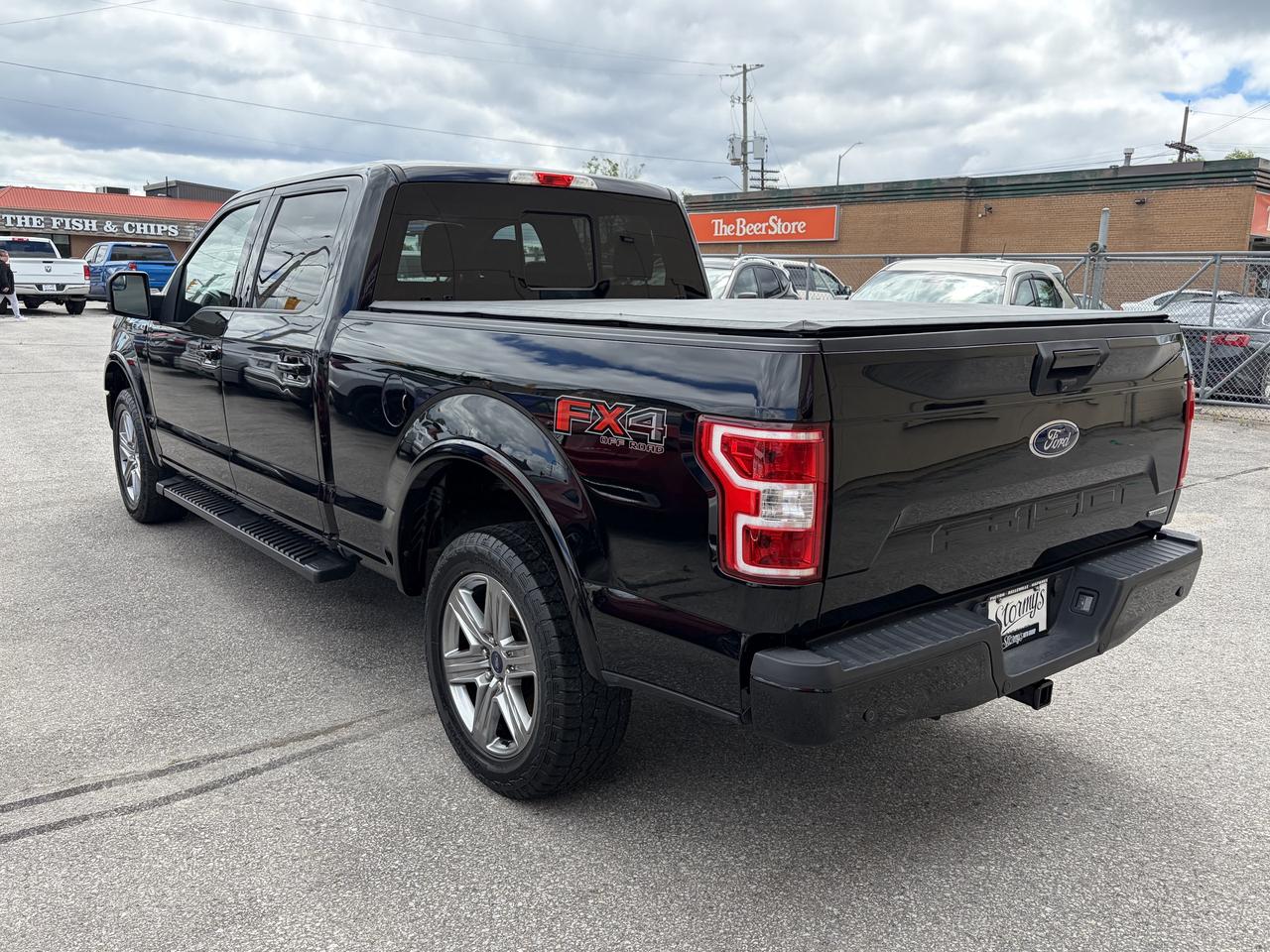 2018 Ford F-150 XLT CALL BELLEVILLE 613-961-8848 Photo