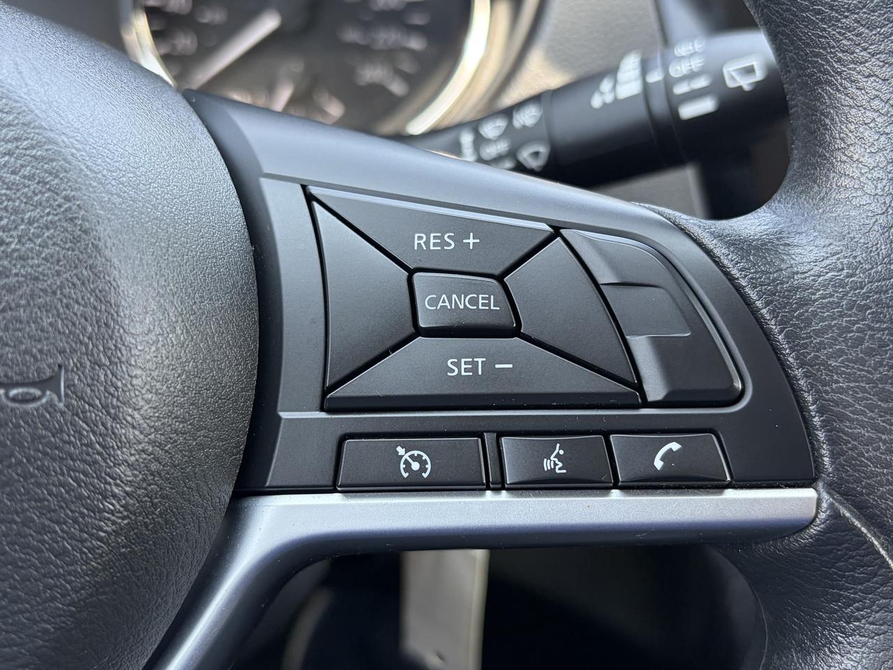 2023 Nissan Qashqai S  AWD  ***CALL PICTON 613-476-2188*** Photo