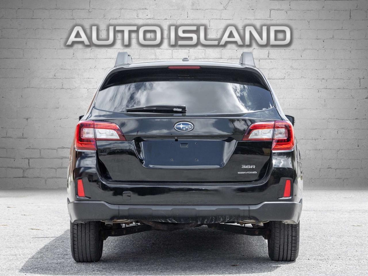 2015 Subaru Outback Wgn CVT 3.6R w/Limited & Tech Pkg Photo