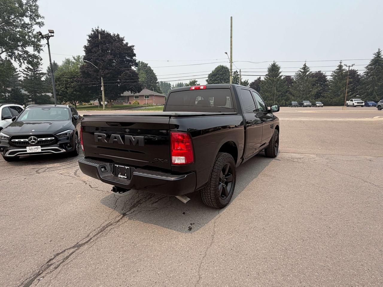 2022 RAM 1500 EXPRESS/HEATED SEATS/BACK UP CAM/4X4/CALL PICTON Photo