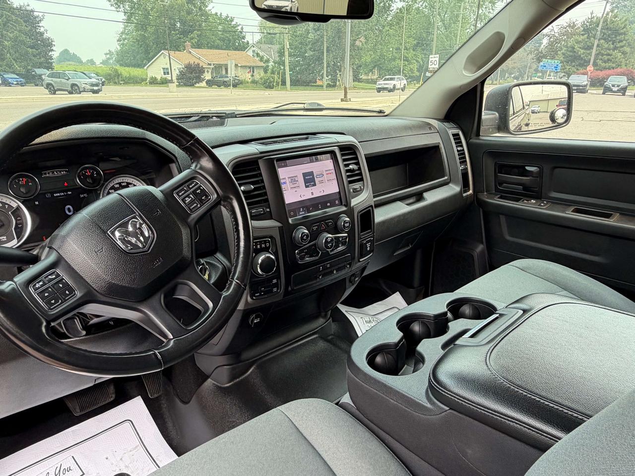 2022 RAM 1500 EXPRESS/HEATED SEATS/BACK UP CAM/4X4/CALL PICTON Photo