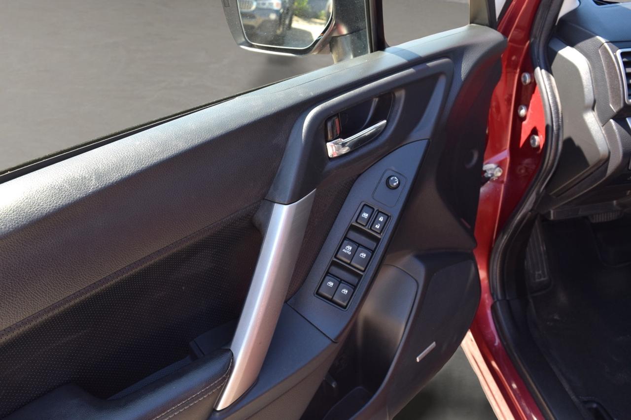 2016 Subaru Forester i Limited Leather Navi Panoramic Sunroof Photo