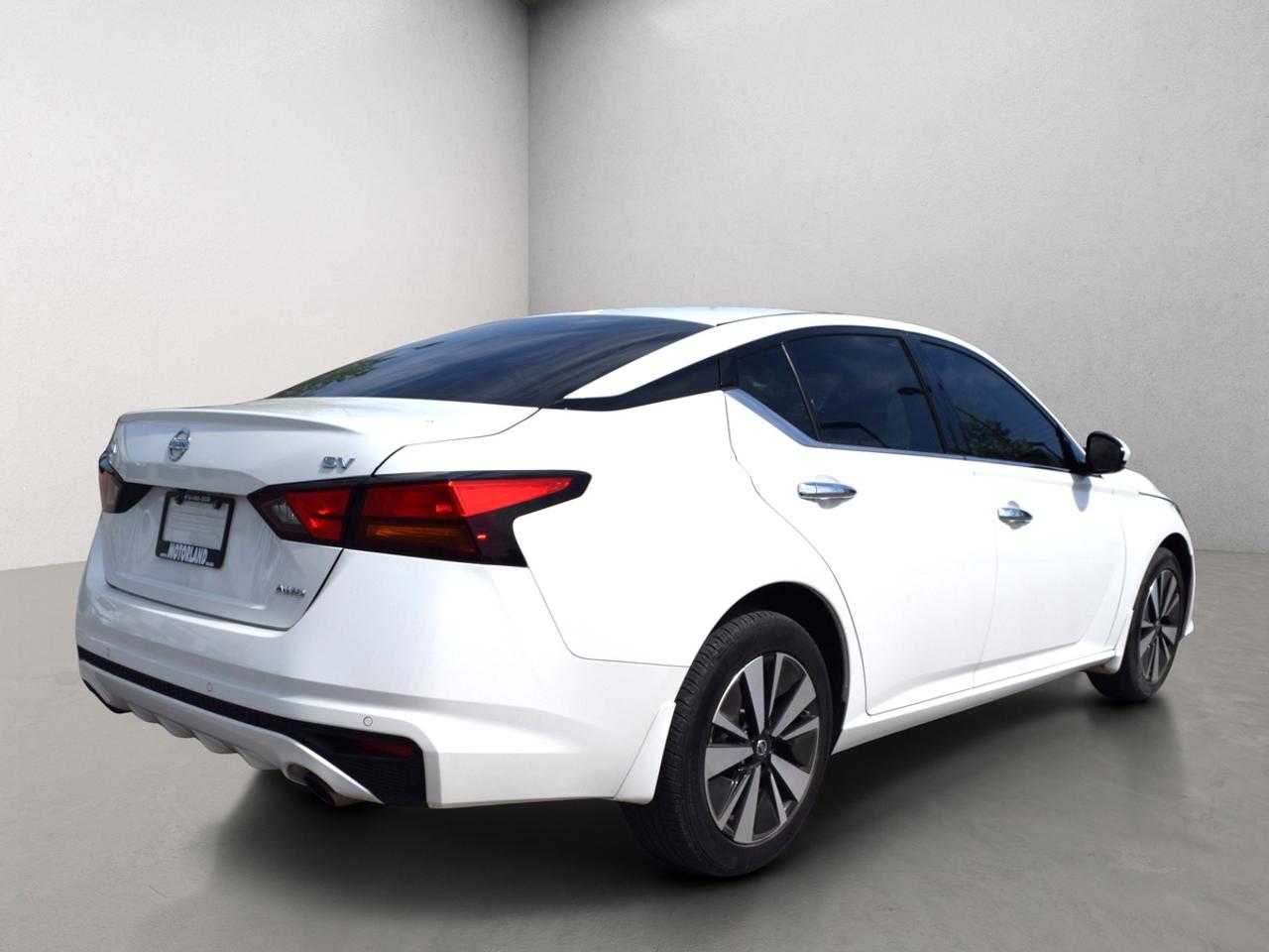 2019 Nissan Altima SV AWD Sunroof Photo