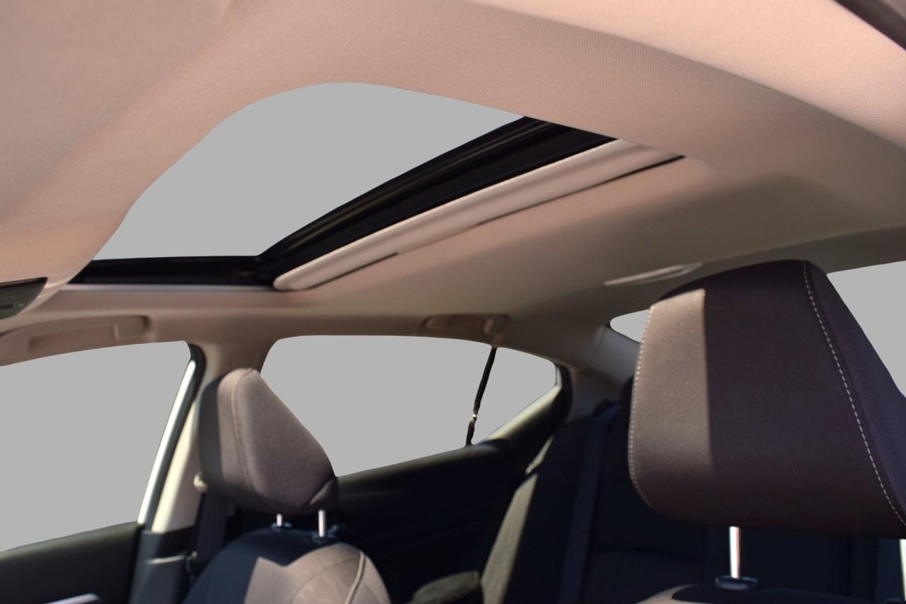 2019 Nissan Altima SV AWD Sunroof Photo