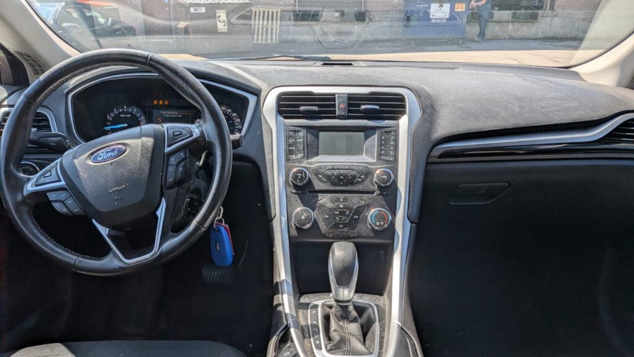 2016 Ford Fusion SE AWD   Heated Seats   SE Appearance Package Photo