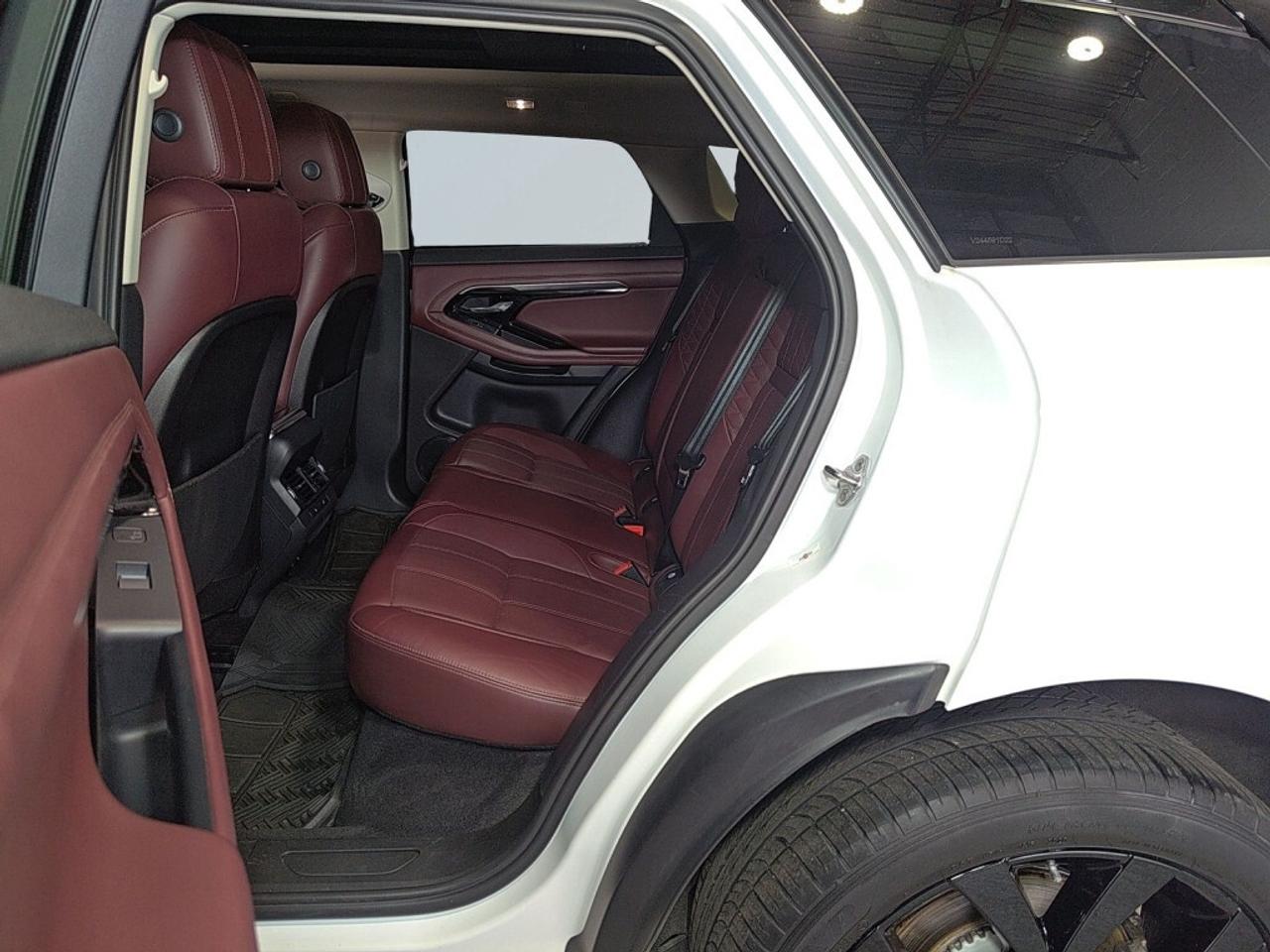 2021 Land Rover Range Rover Evoque SE AWD   Leather   Sunroof   Carplay   Cruise Cont Photo