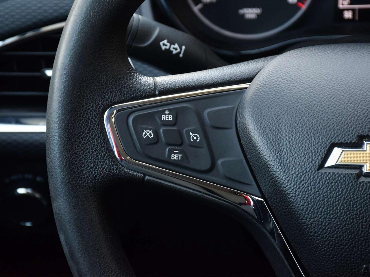 2019 Chevrolet Cruze Diesel ~Heated Seats ~Bluetooth ~Carplay ~Camera Photo