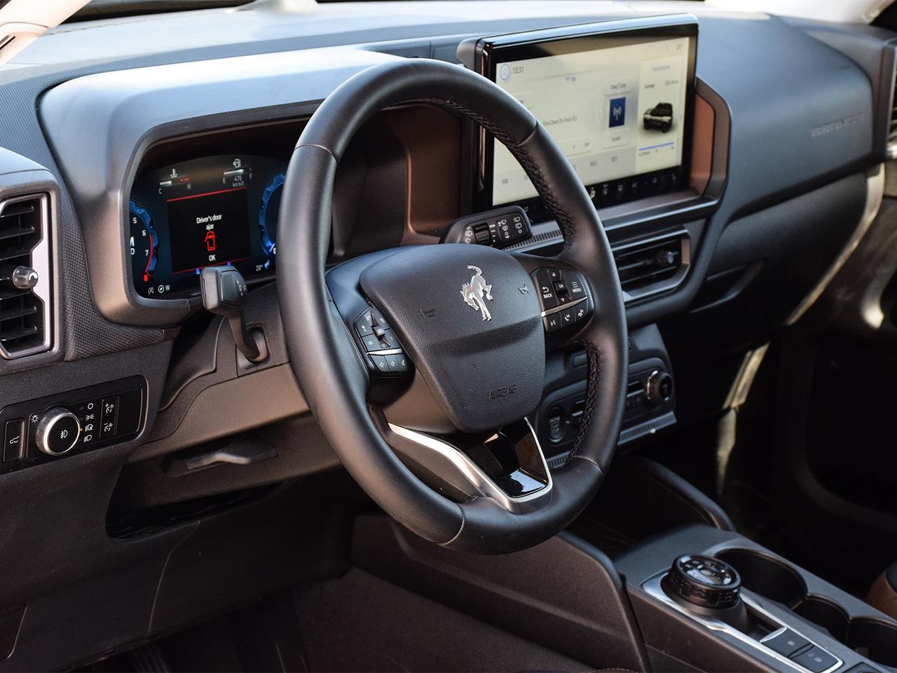 2025 Ford Bronco Sport Outer Banks 4x4 ~Heated Leather ~Blind Spot ~Cam Photo