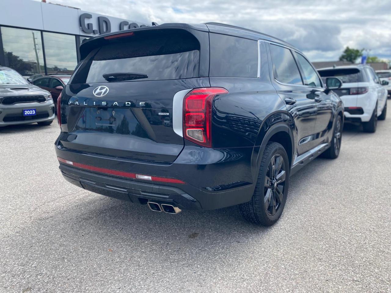2025 Hyundai PALISADE Urban 7-Passenger AWD ~Nav ~Leather ~Sunroof ~Cam Photo3