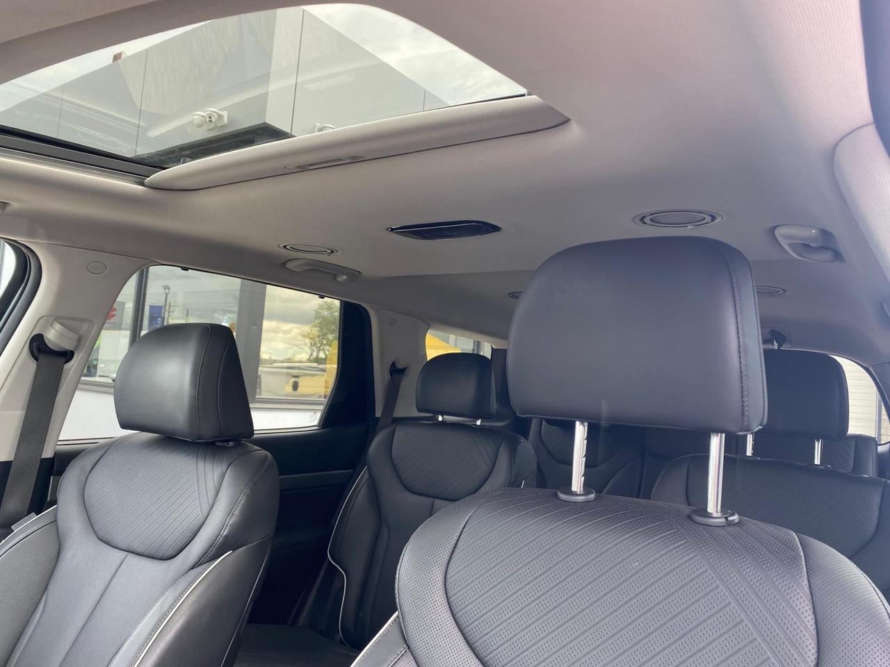 2025 Hyundai PALISADE Urban 7-Passenger AWD ~Nav ~Leather ~Sunroof ~Cam Photo