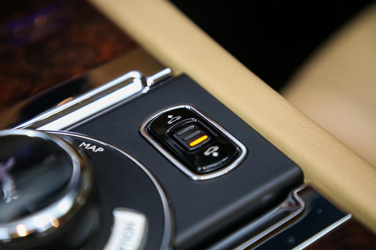 2015 Rolls-Royce Ghost SERIES II V12 SEDAN FULLPPF PICNICTABLE PANOROOF Photo