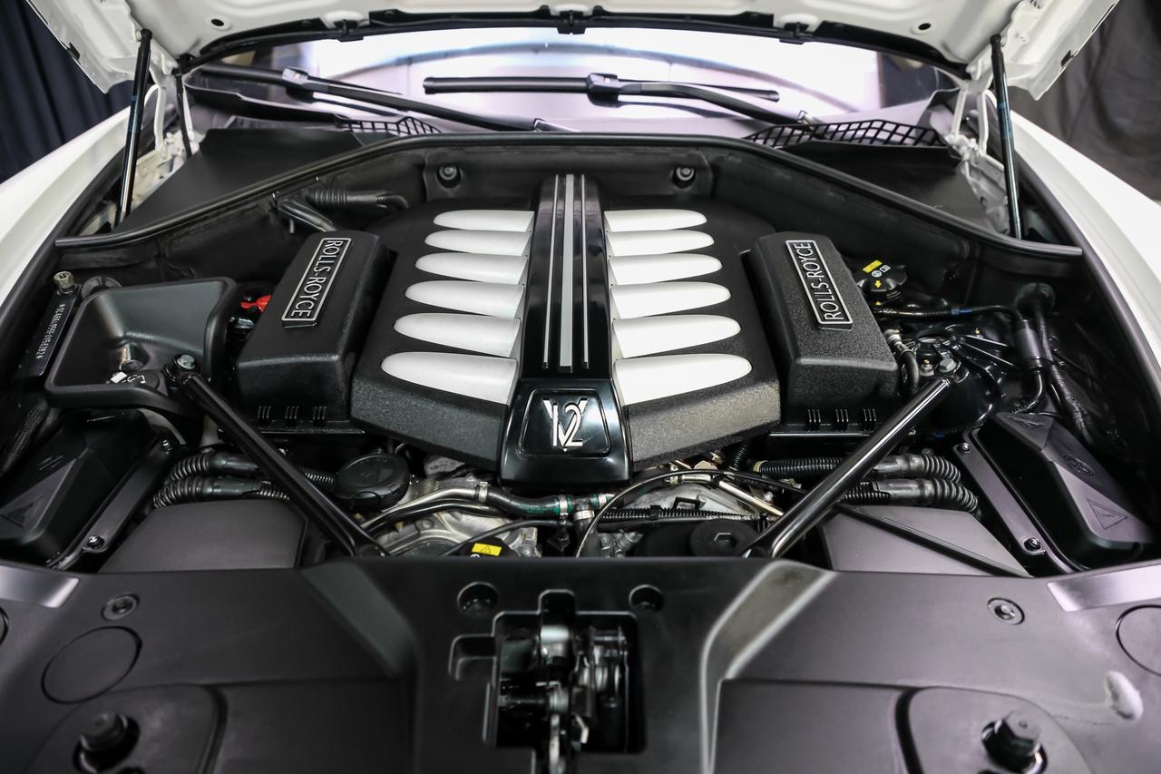 2015 Rolls-Royce Ghost SERIES II V12 SEDAN FULLPPF PICNICTABLE PANOROOF Photo