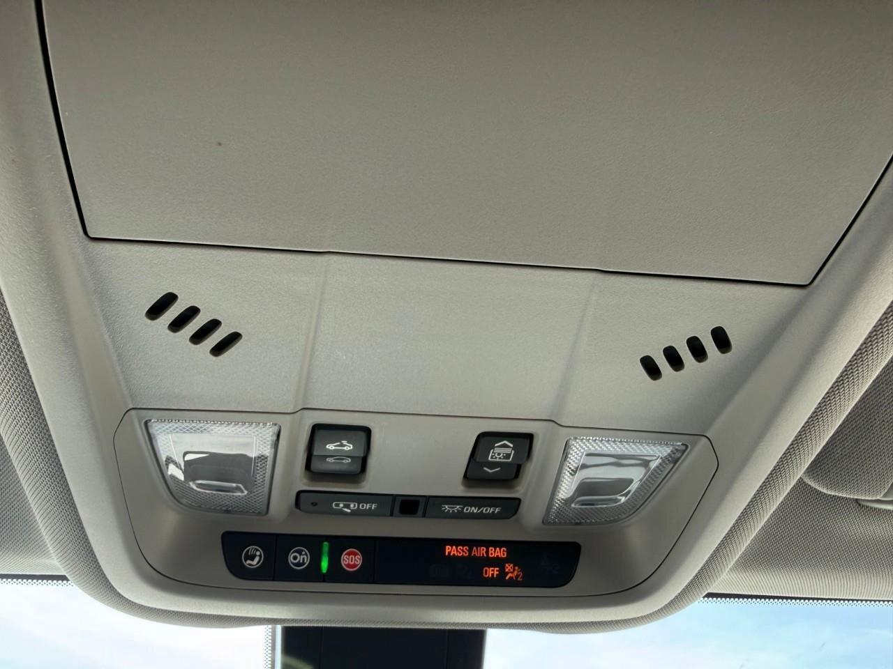 2022 GMC Terrain SLE LEASE RETURN. SUNROOF. ALL WEATHER MATS. LUGGA Photo