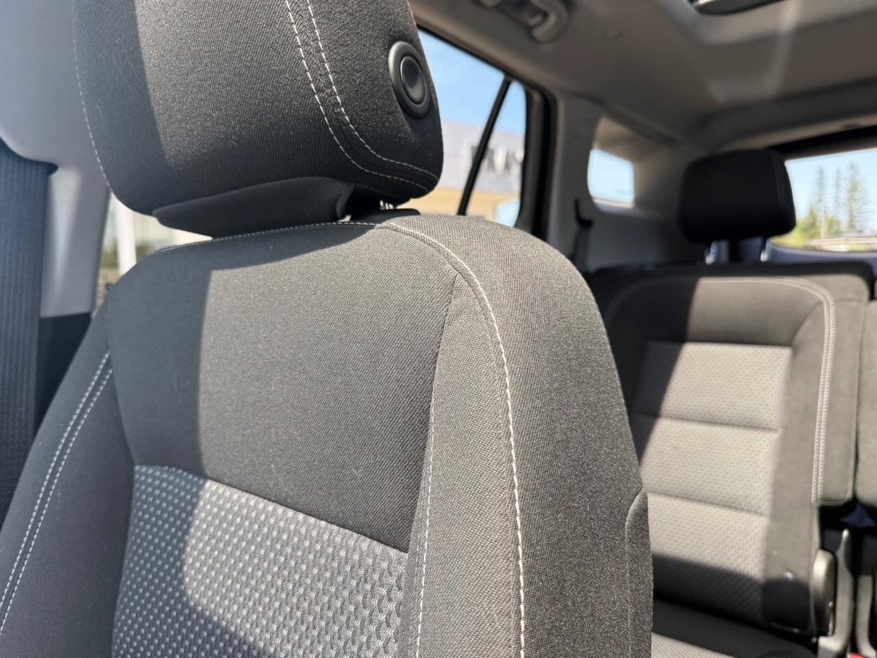 2022 GMC Terrain SLE LEASE RETURN. SUNROOF. ALL WEATHER MATS. LUGGA Photo