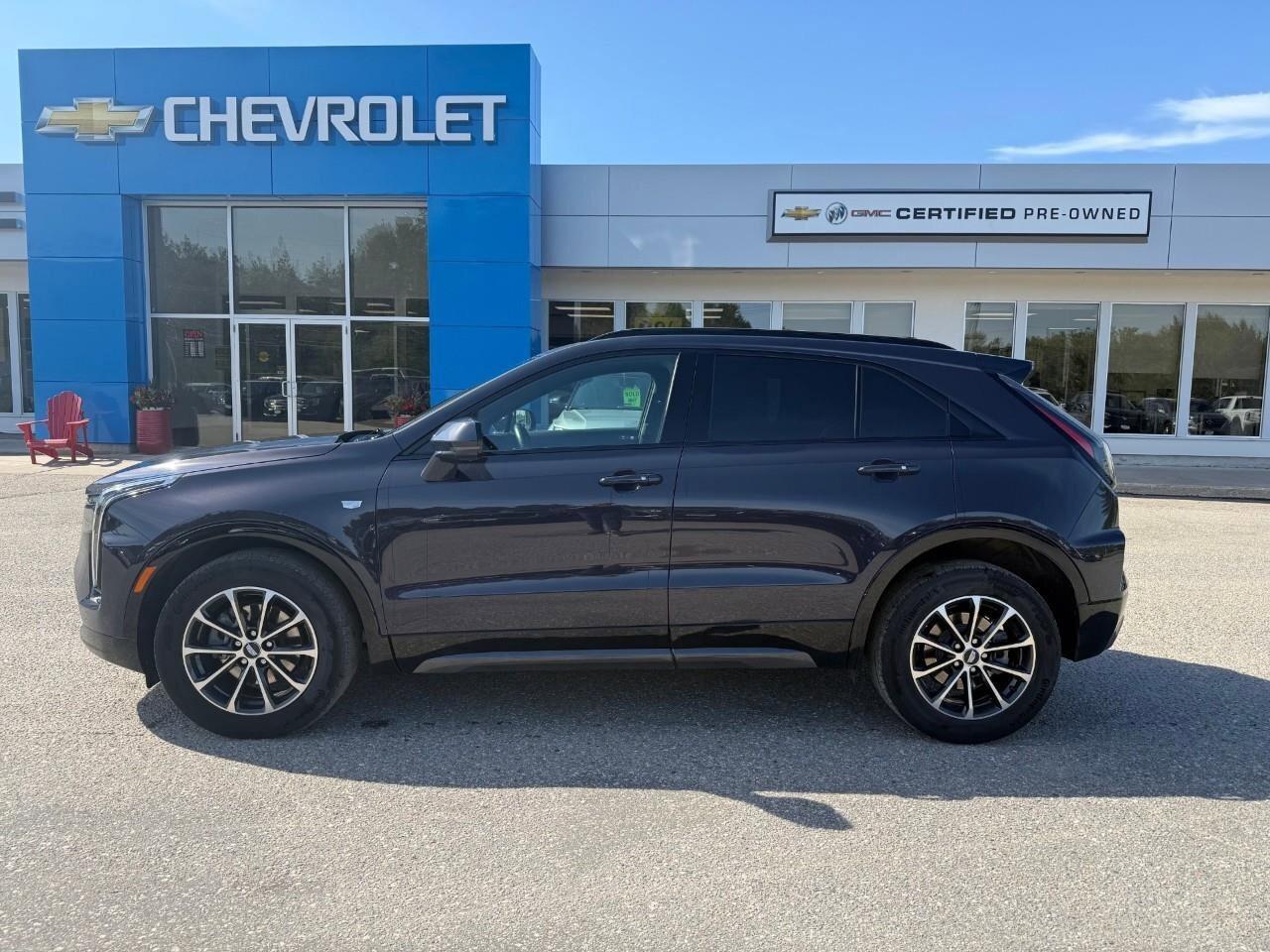 2024 Cadillac XT4 AWD Sport ALL WEATHER MATS. PANORAMIC SUNROOF. LEA Photo
