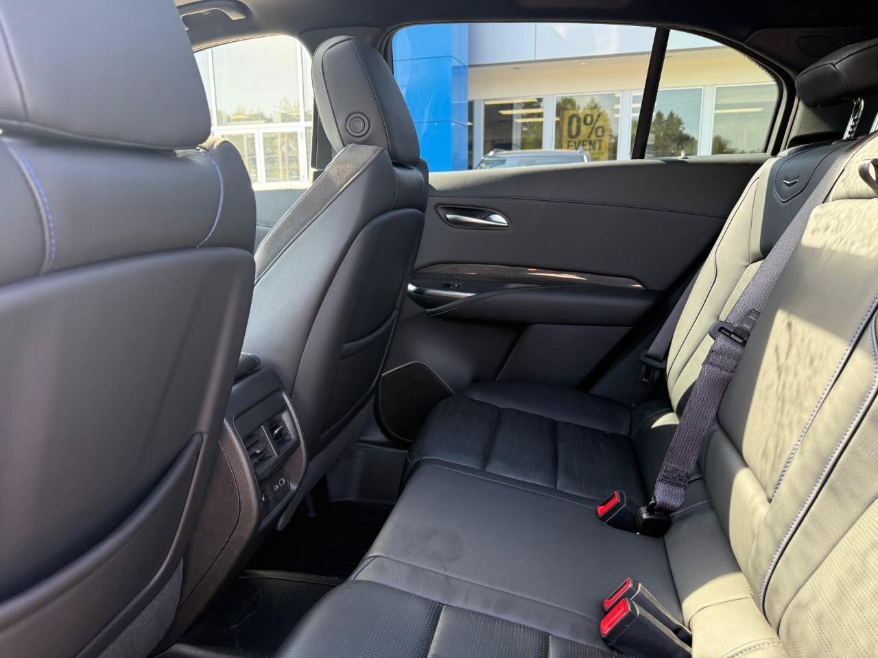 2024 Cadillac XT4 AWD Sport ALL WEATHER MATS. PANORAMIC SUNROOF. LEA Photo