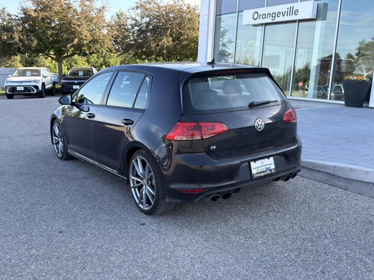2017 Volkswagen Golf R 5dr HB DSG Photo