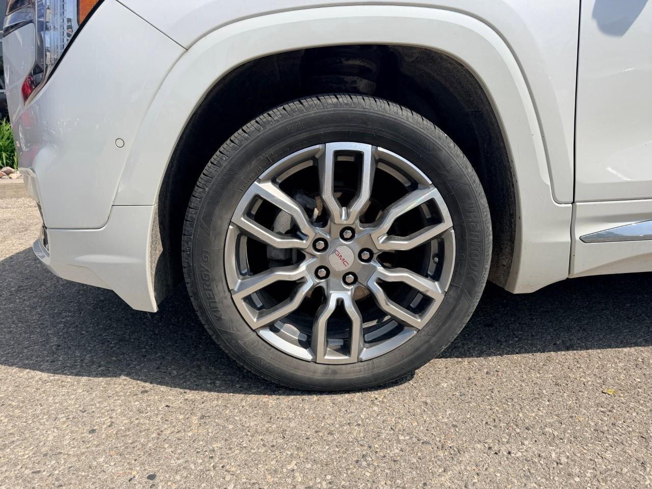 2022 GMC Terrain DenaliDENALI, 1.5L 4-CYL, AWD, ALLOYS, LEATHER, HU Photo