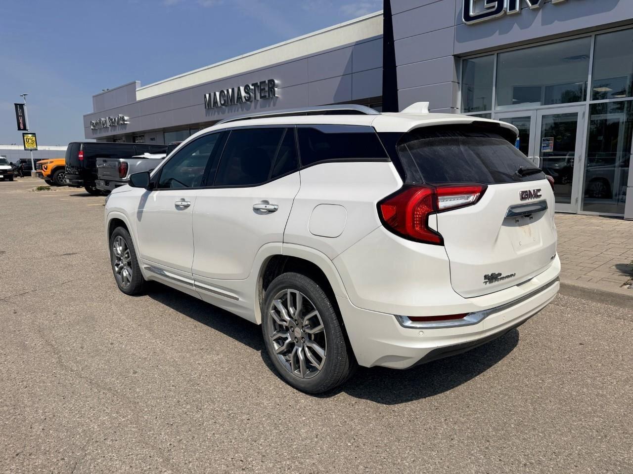 2022 GMC Terrain DenaliDENALI, 1.5L 4-CYL, AWD, ALLOYS, LEATHER, HU Photo