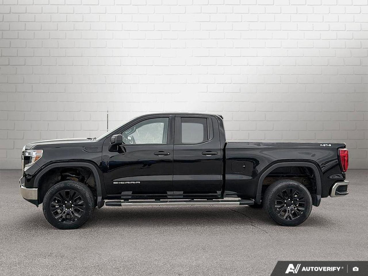 2020 GMC Sierra 1500 One Owner   Keyless Entry   Trailer Brake Controll Photo