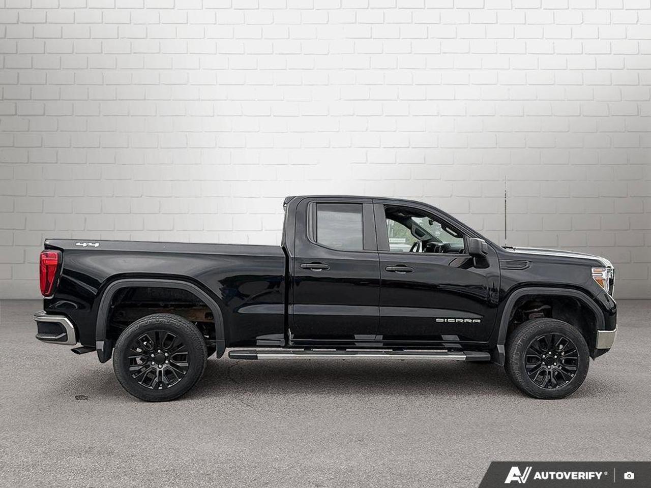 2020 GMC Sierra 1500 One Owner   Keyless Entry   Trailer Brake Controll Photo