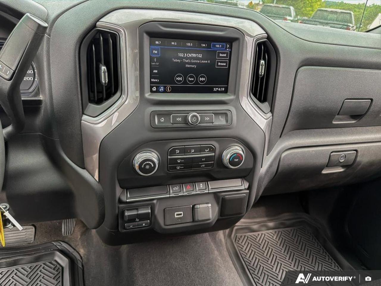 2020 GMC Sierra 1500 One Owner   Keyless Entry   Trailer Brake Controll Photo