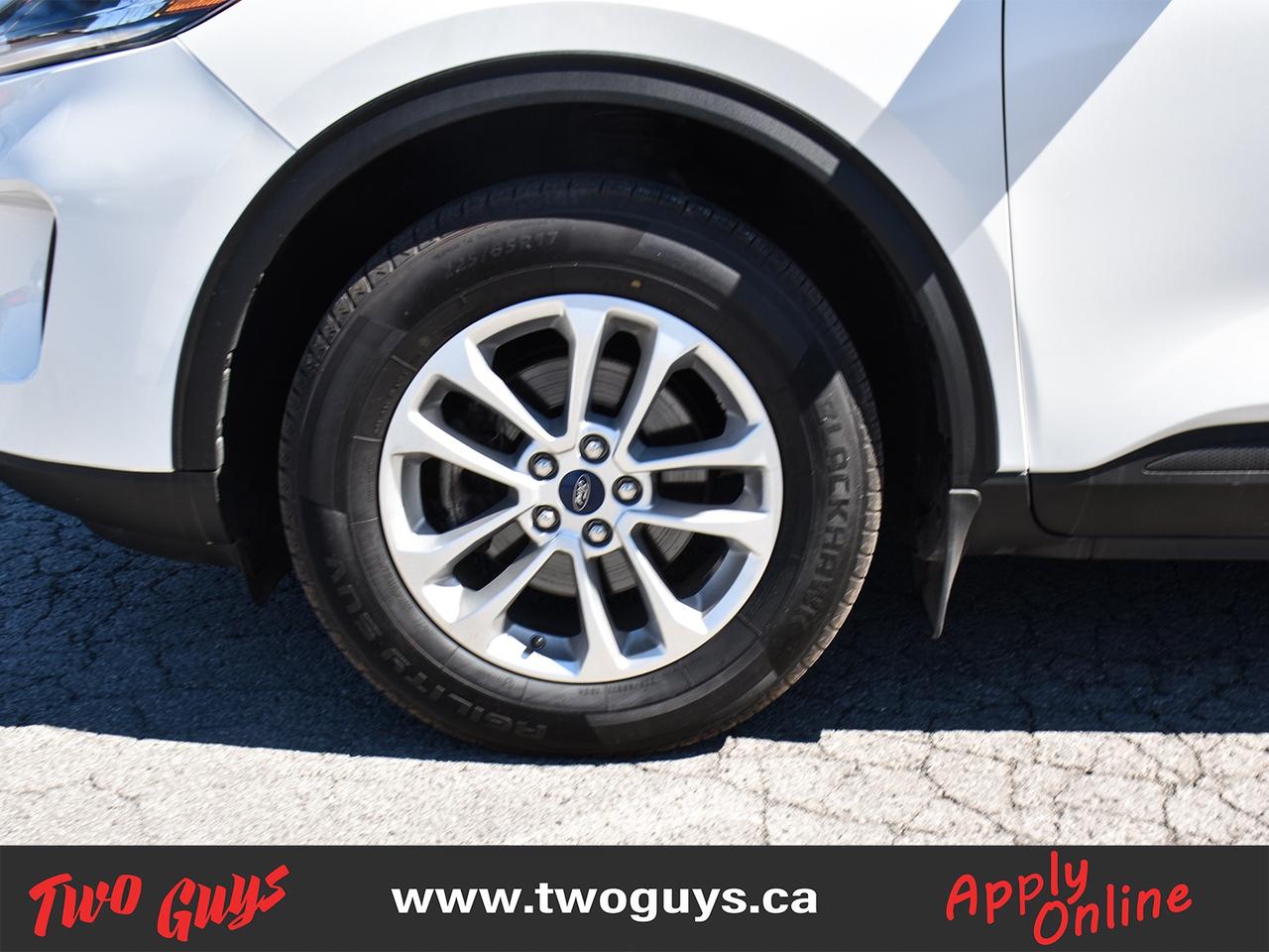 2021 Ford Escape SE AWD Back Up Camera Heated Front Seats/Wheel Photo