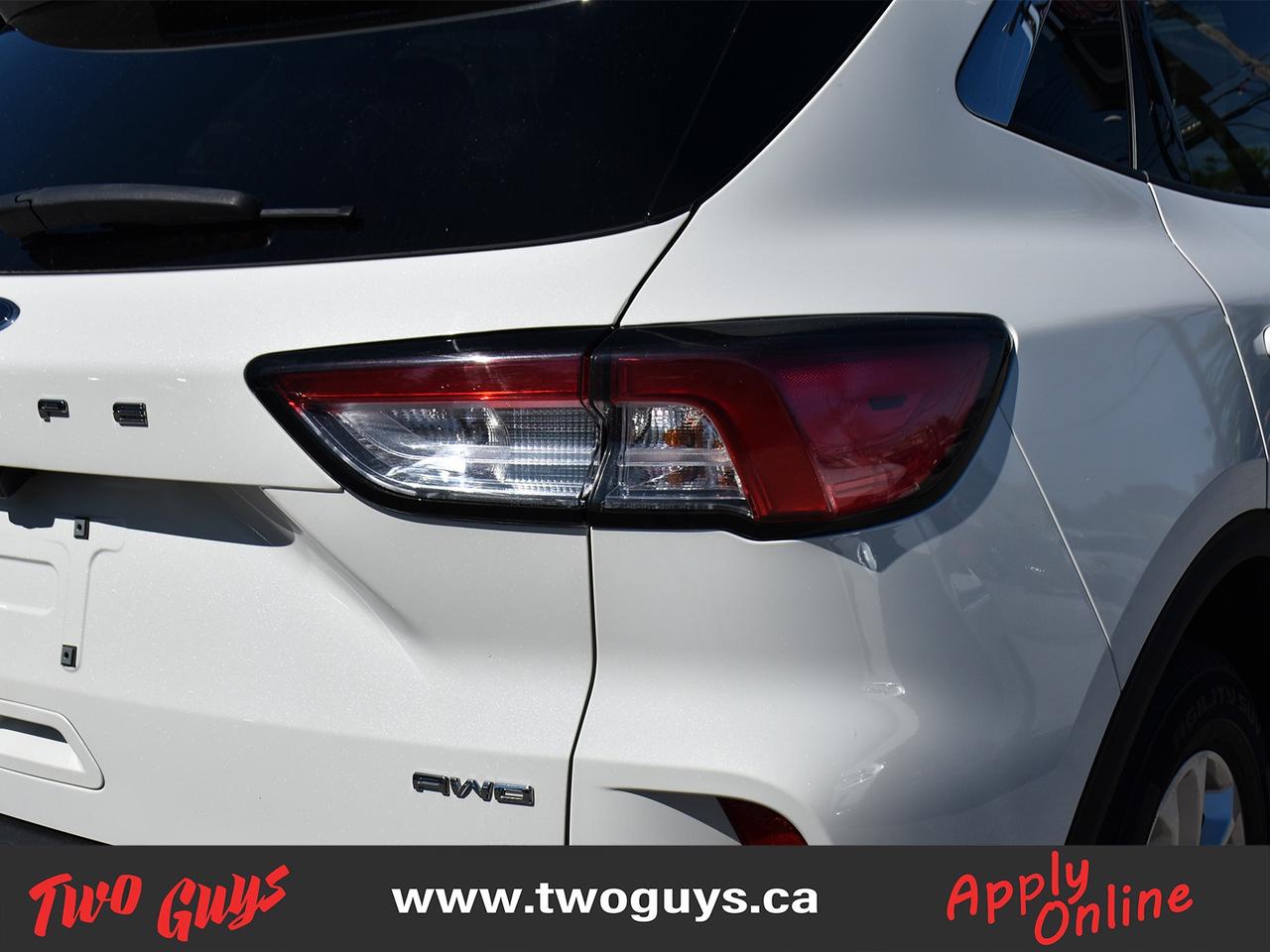 2021 Ford Escape SE AWD Back Up Camera Heated Front Seats/Wheel Photo