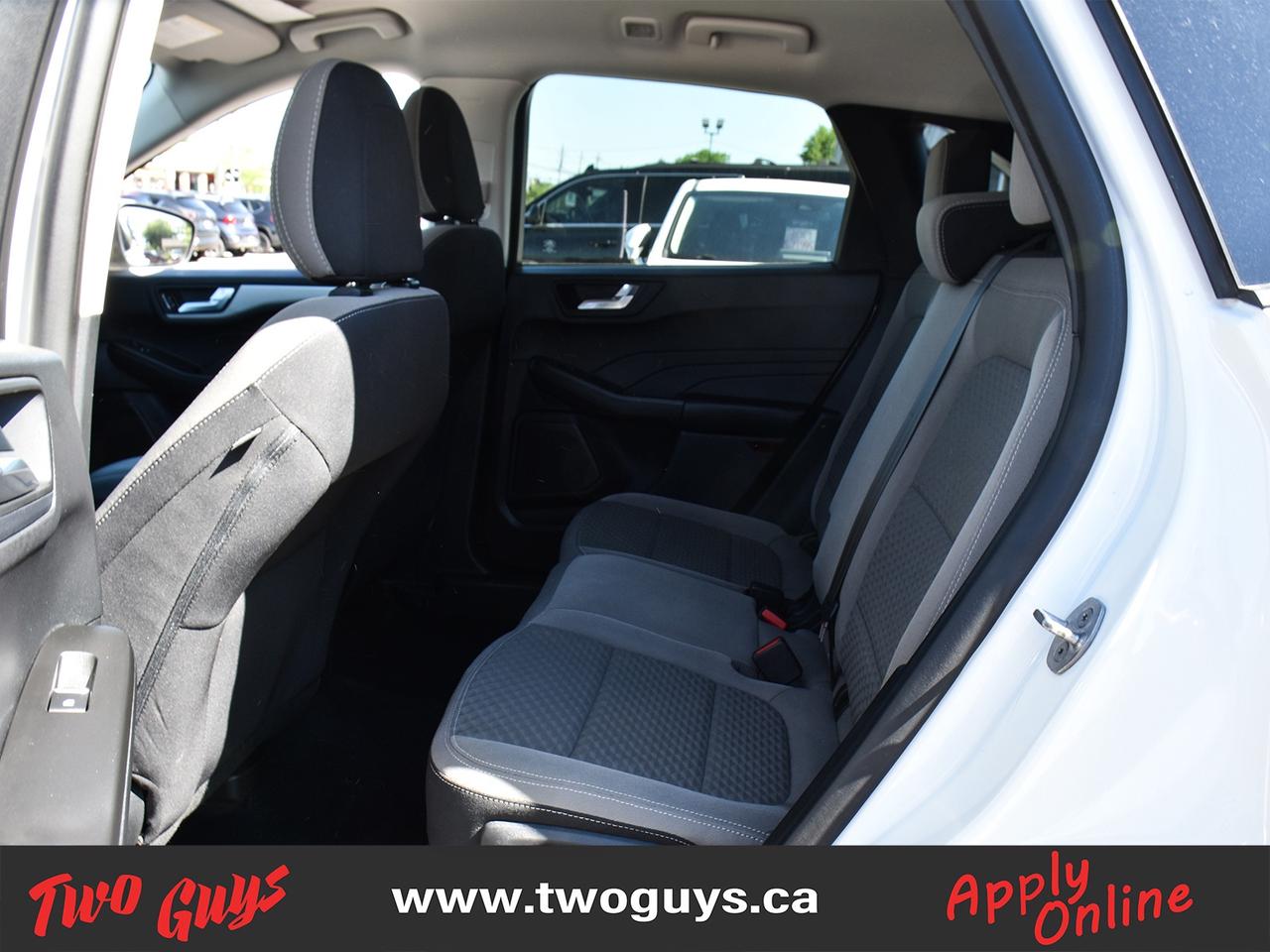 2021 Ford Escape SE AWD Back Up Camera Heated Front Seats/Wheel Photo