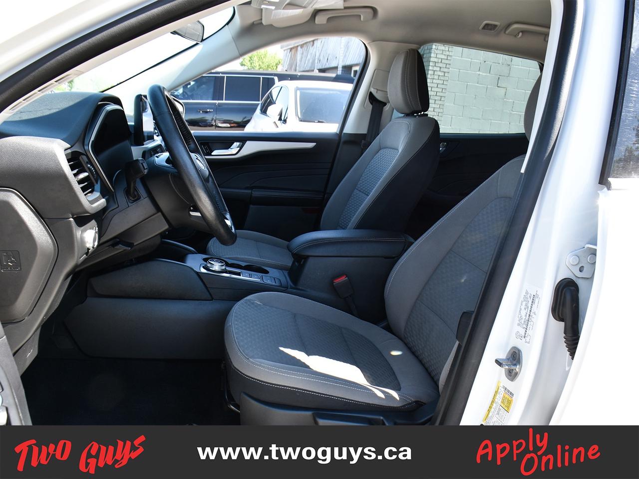 2021 Ford Escape SE AWD Back Up Camera Heated Front Seats/Wheel Photo
