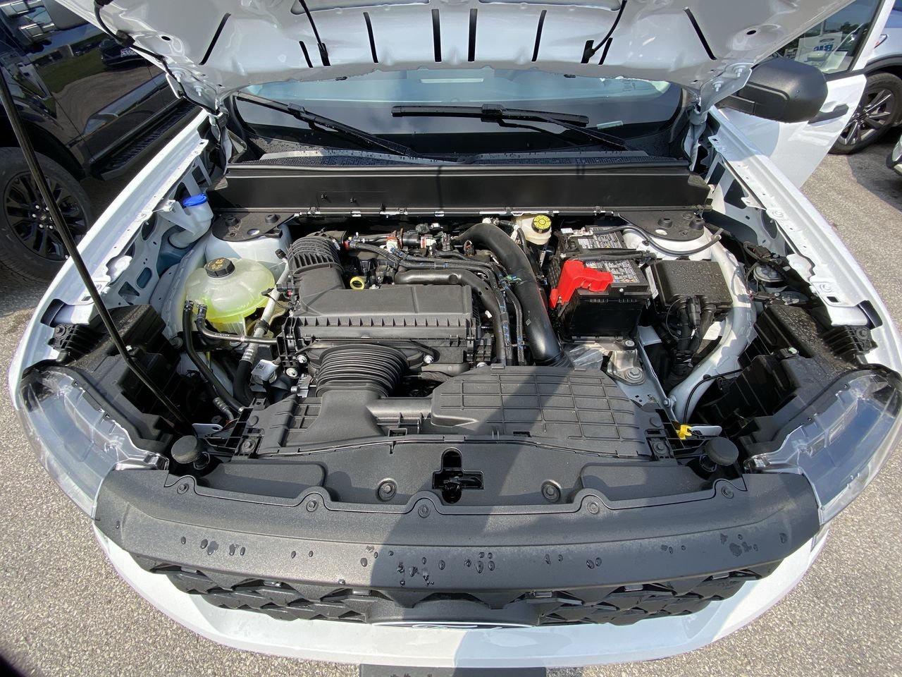 2026 Ford Maverick XL Photo