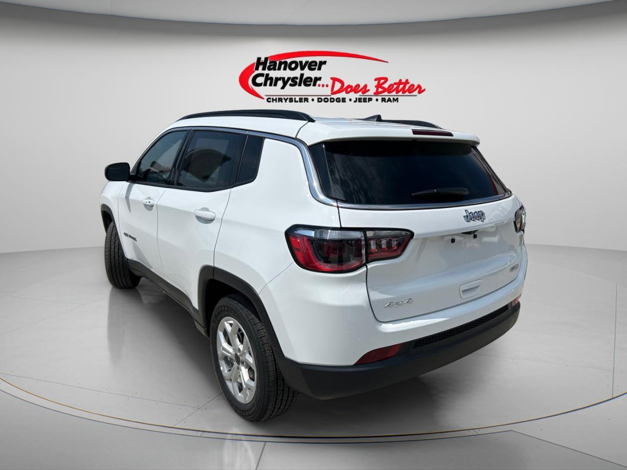 2025 Jeep Compass NORTH 4X4 Photo