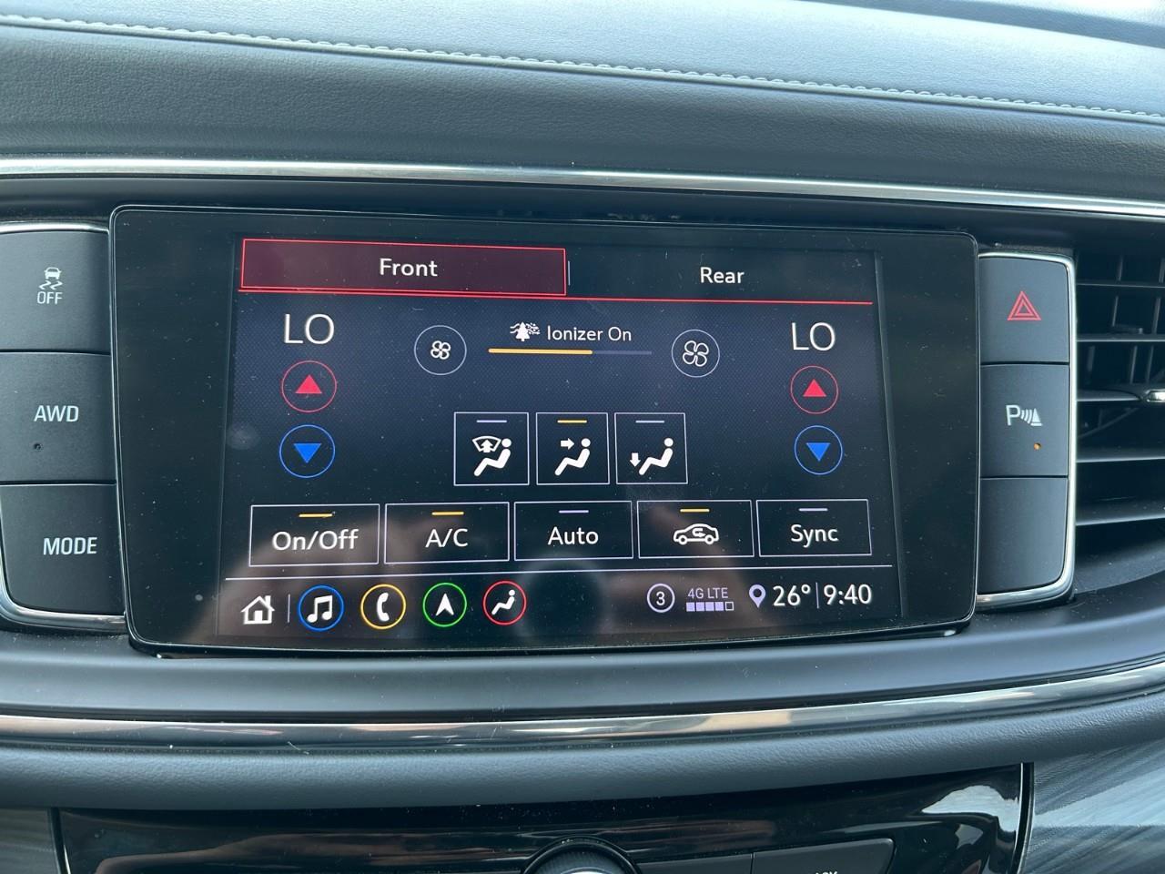 2020 Buick Enclave Essence AWD Photo