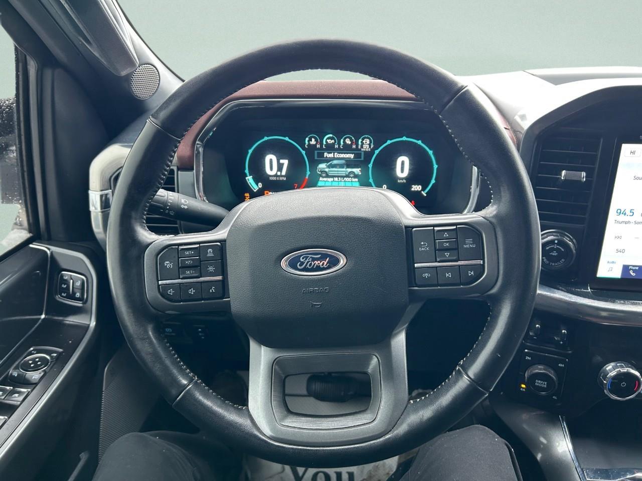 2022 Ford F-150 Lariat 4WD SuperCrew 5.5' Box Photo