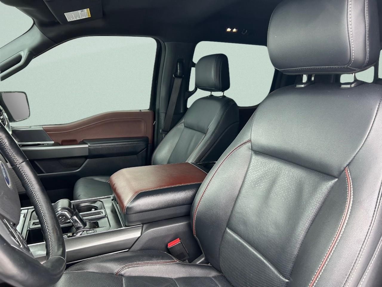 2022 Ford F-150 Lariat 4WD SuperCrew 5.5' Box Photo